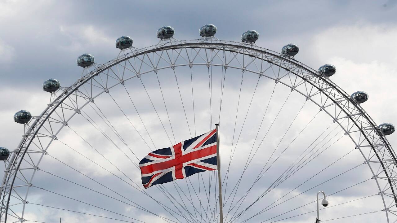 UK economy accelerates in the 2nd quarter UK economy accelerates in the 2nd quarter