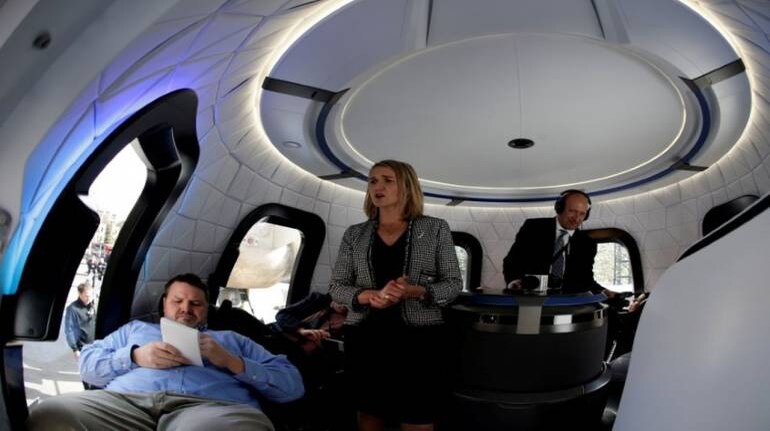 Bezos Space Rides Jeff Bezos plans to charge at least $200,000 for space rides: Sources ...
