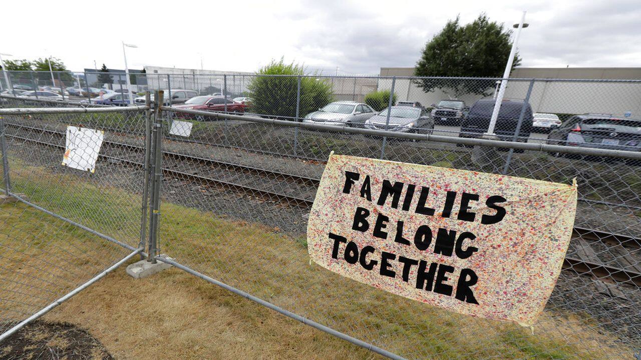 Medical experts worry about testing DNA to reunite families Medical experts worry about testing DNA to reunite families