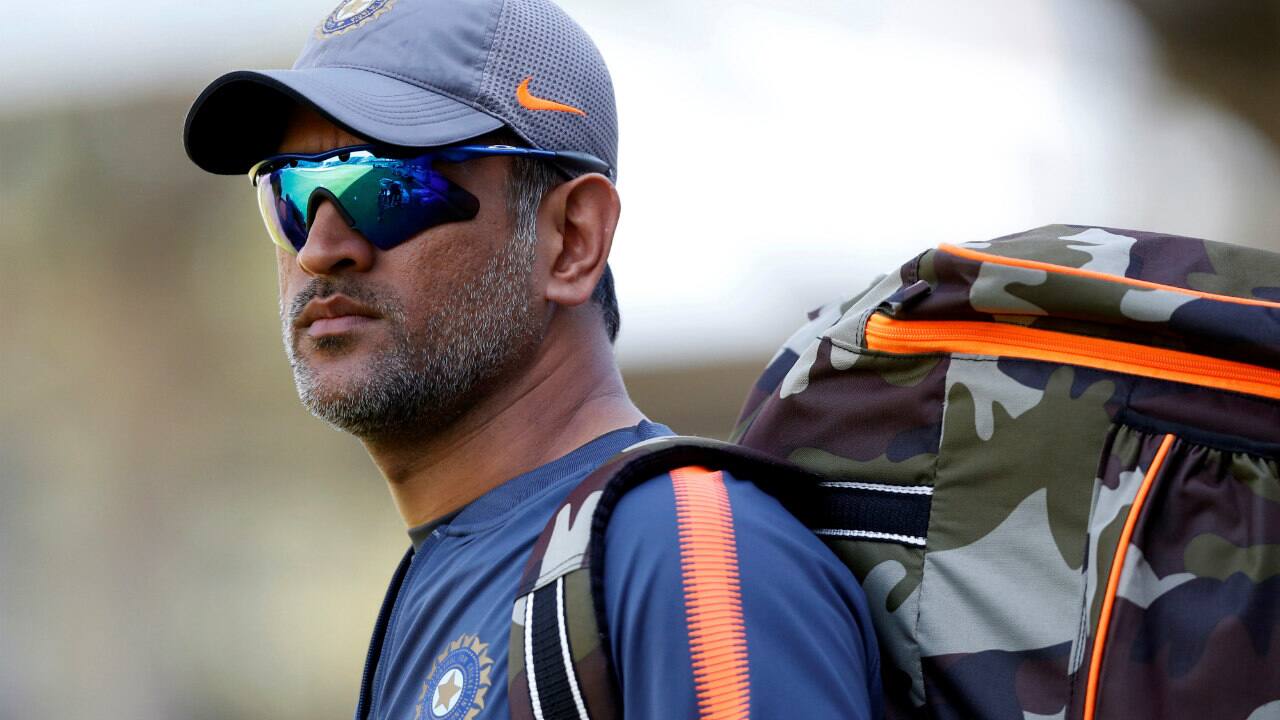 dhoni goggles price