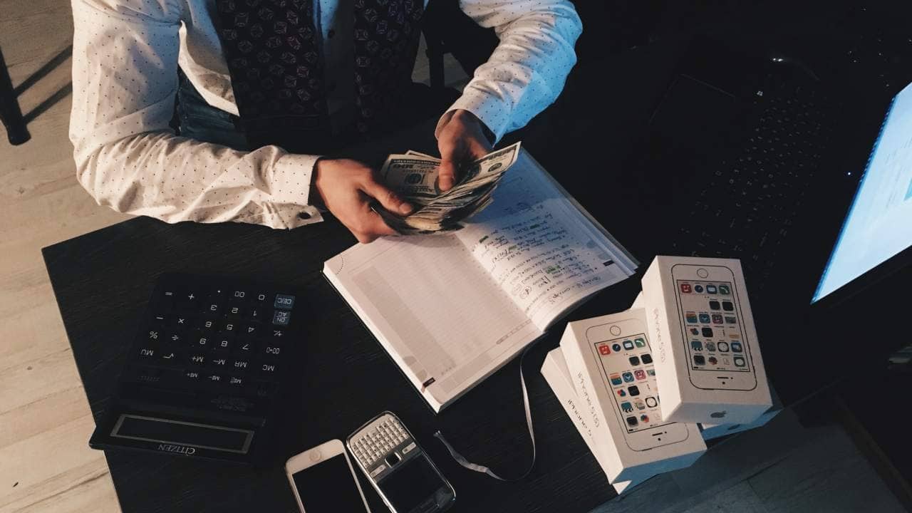 Five reasons why you should file ITR on your own