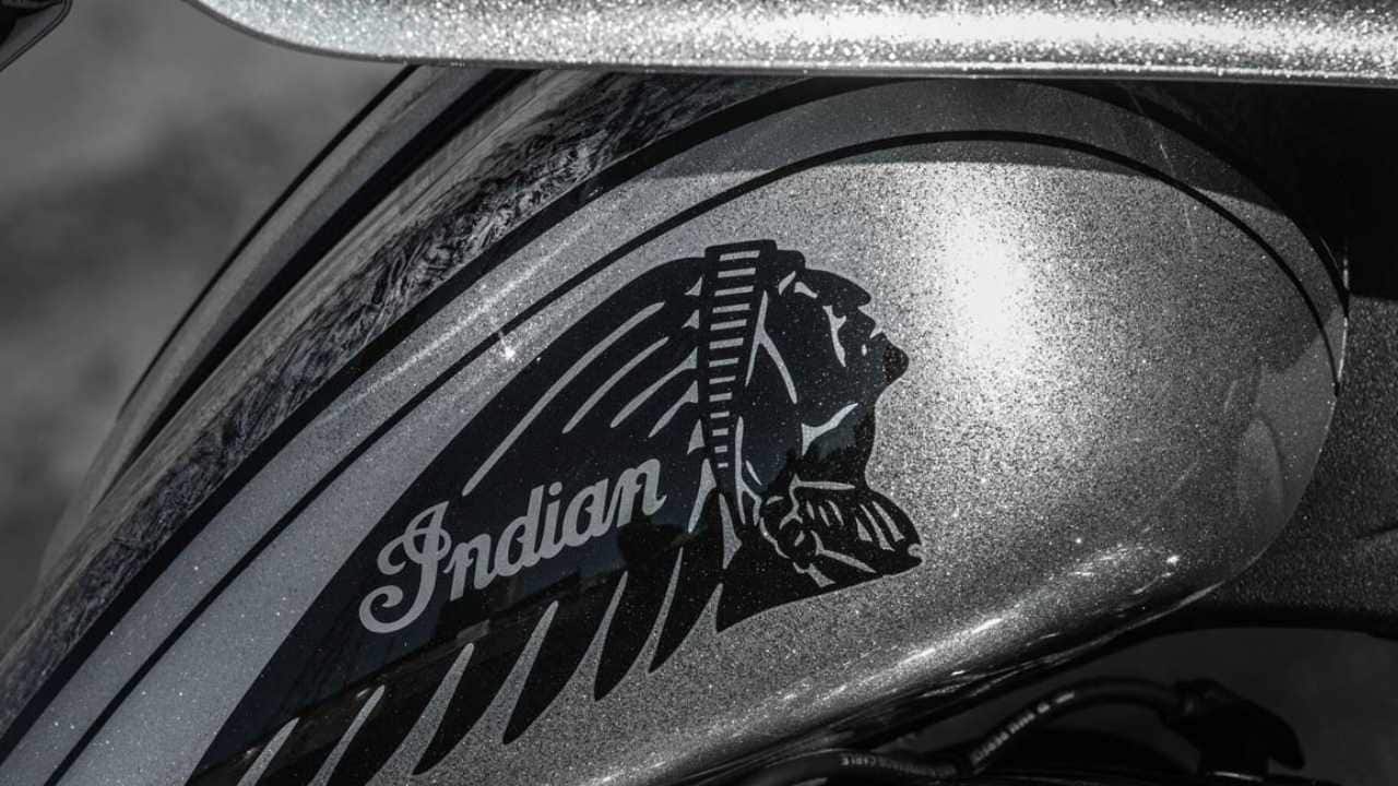 The touring bike is powered by a Thunderstroke 111 V-twin engine. The 1,811 cc unit engine will produce a massive 161.6 NM at 3,000 rpm. The touring bike is powered by a Thunderstroke 111 V-twin engine. The 1,811 cc unit engine will produce a massive 161.6 NM at 3,000 rpm.