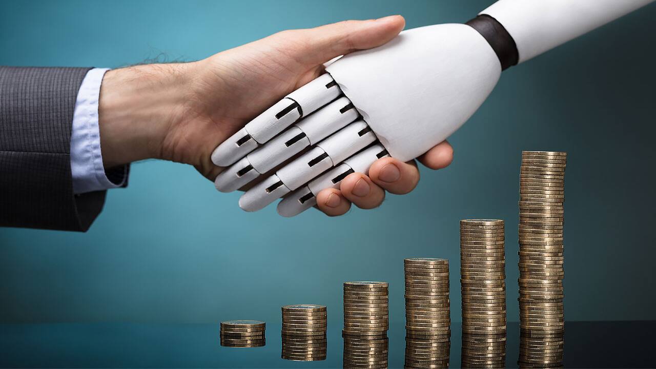 AI disruption: Is robo-advisory a threat to financial planners? AI disruption: Is robo-advisory a threat to financial planners?