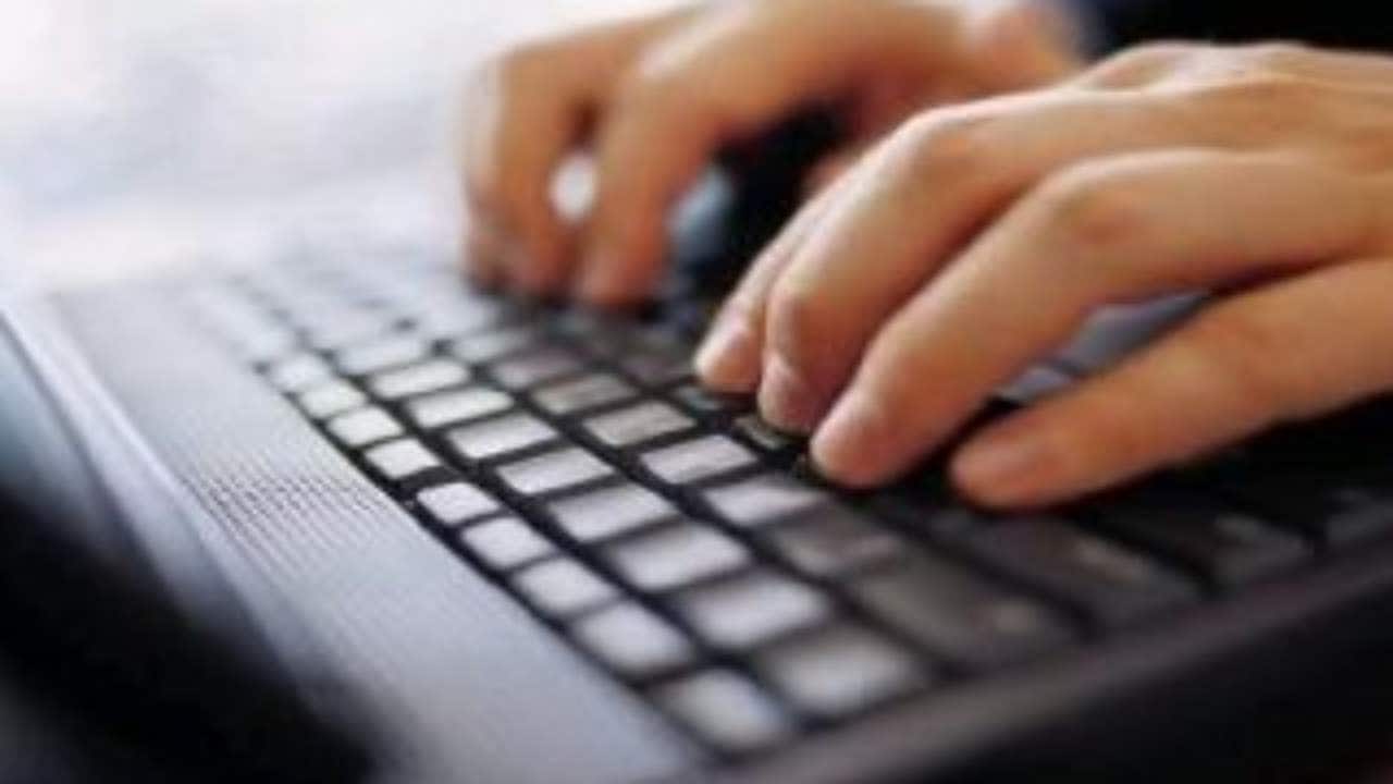 Mumbai: Visually-impaired students successfully complete computer course