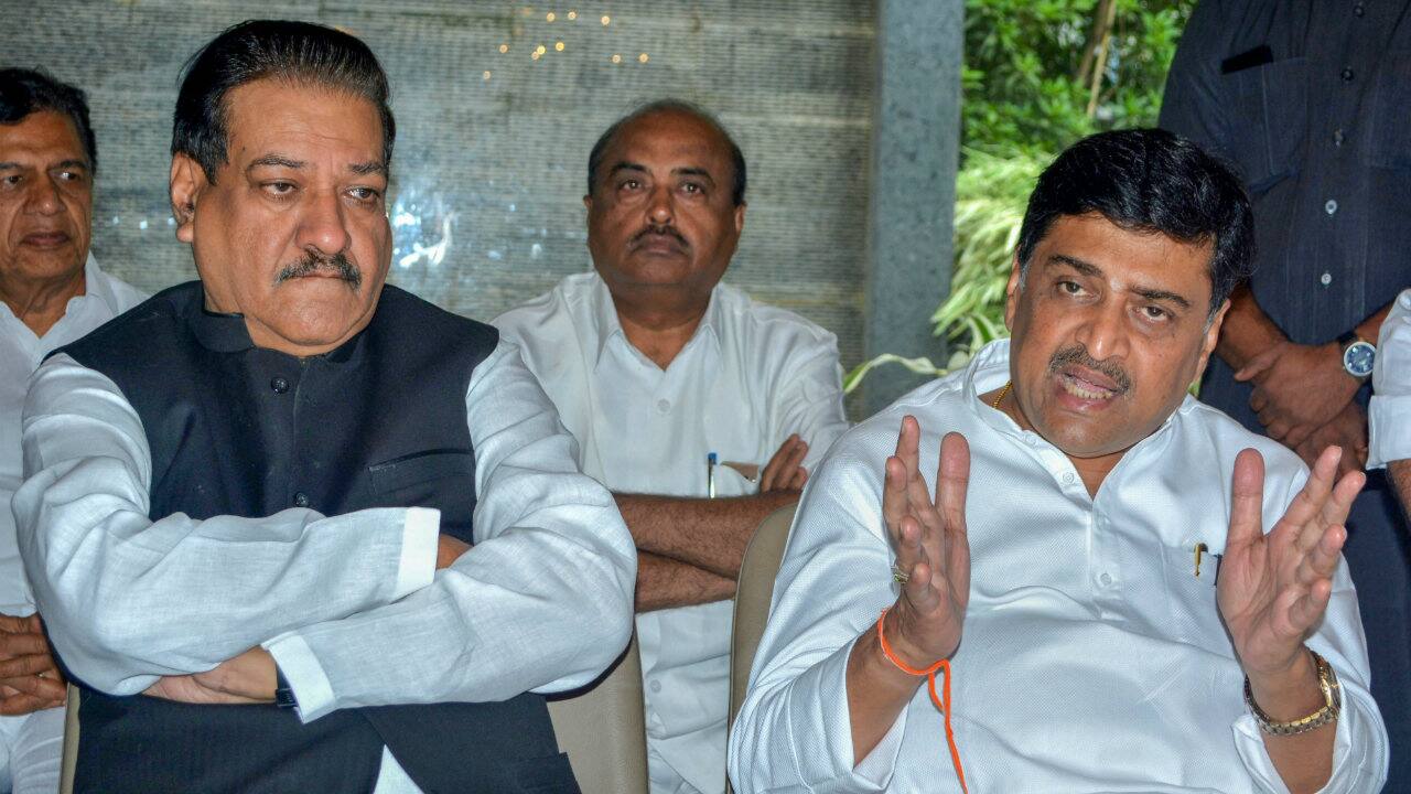 Lok Sabha Bypolls 2019 | Congress keen on fielding ex-CM Prithviraj Chavan from Satara