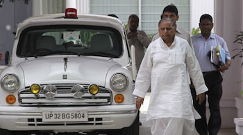 Samajwadi Party supremo Mulayam Singh Yadav (R) | In April 2014, while opposing death penalty for three men convicted in a gang rape case, Yadav said, "boys will be boys, they commit mistakes." (Image: Reuters)