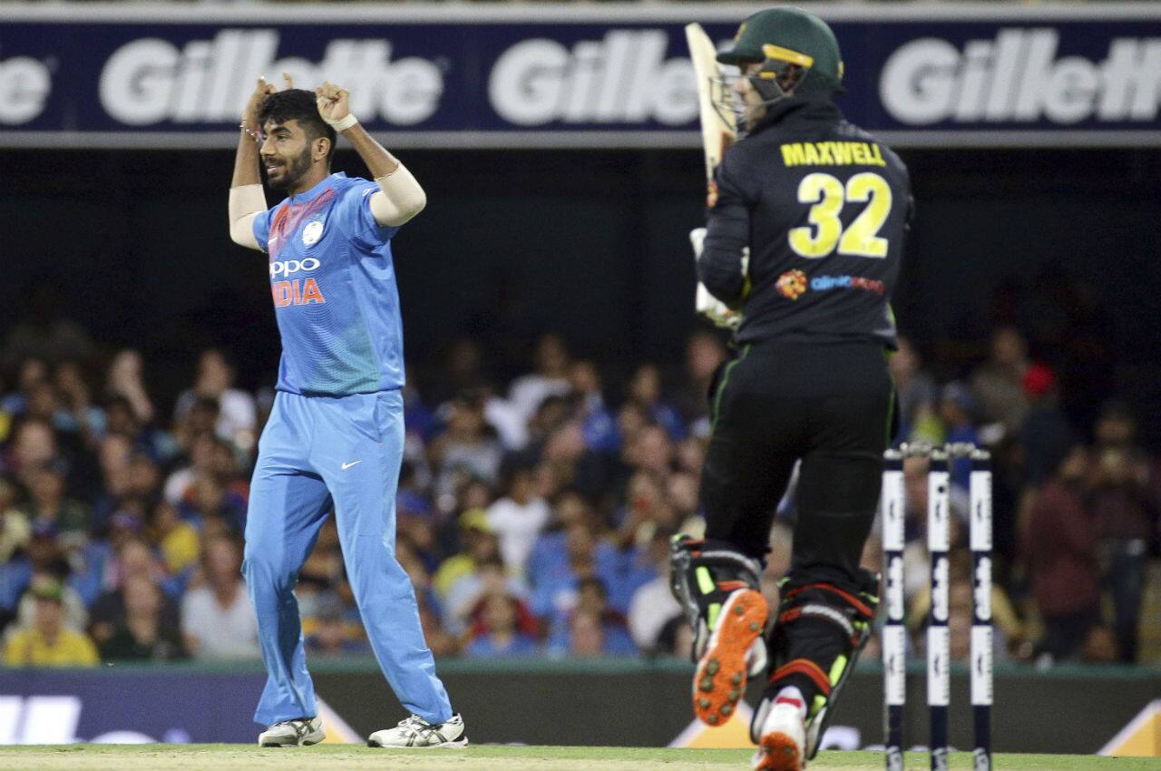  Jasprit Bumrah took the wicket of Maxwell as the play resumed after the rain delay. Maxwell made 46 off 24 deliveries. Bumrah gave just 6 runs in the 17th over as Australia finished the innings on 158/4. With rain interruption DRS calculation was brought into effect and India was set a target of 174 in 17 overs. (Image: AP) 