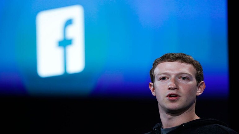 Mark Zuckerberg To Integrate Whatsapp Instagram And Facebook Messenger Media Report 