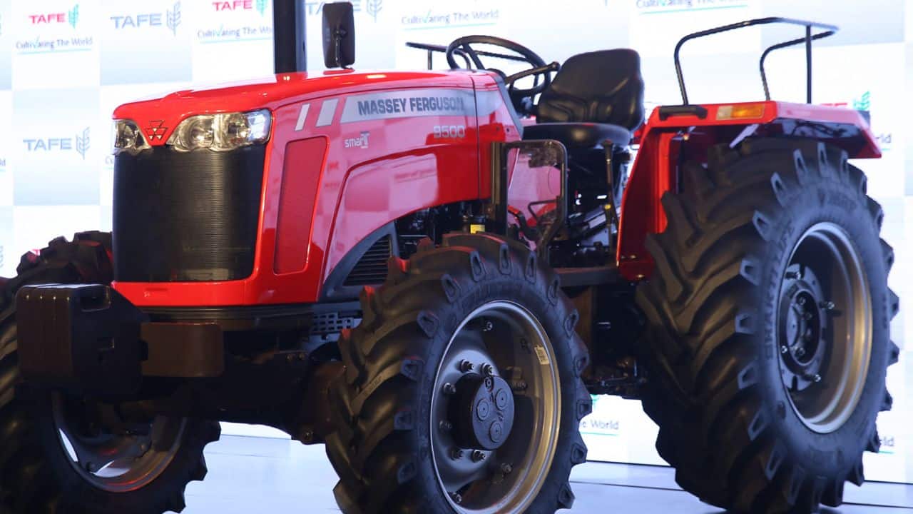 This week in auto: Tractors become first to beat previous year’s sales even as cars, bikes struggle