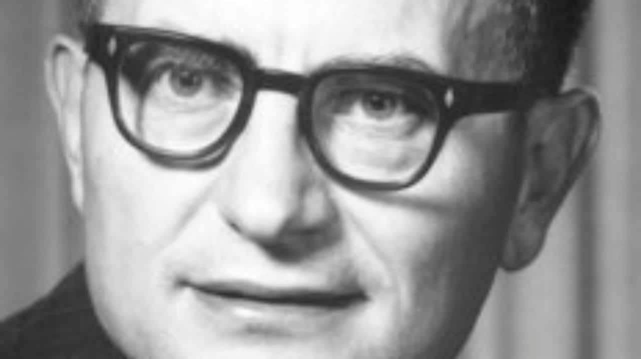 &quot;The Soviet economy is proof that, contrary to what many skeptics had earlier believed, a socialist command economy can function and even thrive.&quot;| This statement by Nobel Prize-winning American economist Paul Samuelson in 1989 was extremely ill-timed as two years after this, the Soviet Union collapsed. (Image: nobelprize.org)