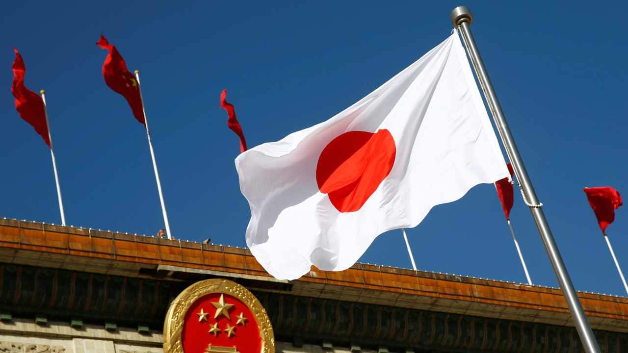 &quot;The power behind the Japanese juggernaut is much greater than most Americans suspect, and the juggernaut cannot stop of its own volition, for Japan has created a kind of automatic wealth machine, perhaps the first since King Midas.&quot; | In his book ‘Trading Places’, economist Clyde Prestowitz said this in the late 80s, just as Japan was reaching the end of its long economic boom. (Image: Reuters)