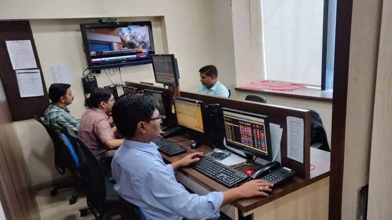Closing Bell: Nifty ends above 11,600, Sensex jumps 350 pts; banks rally led by IndusInd Bank, Axis Bank
