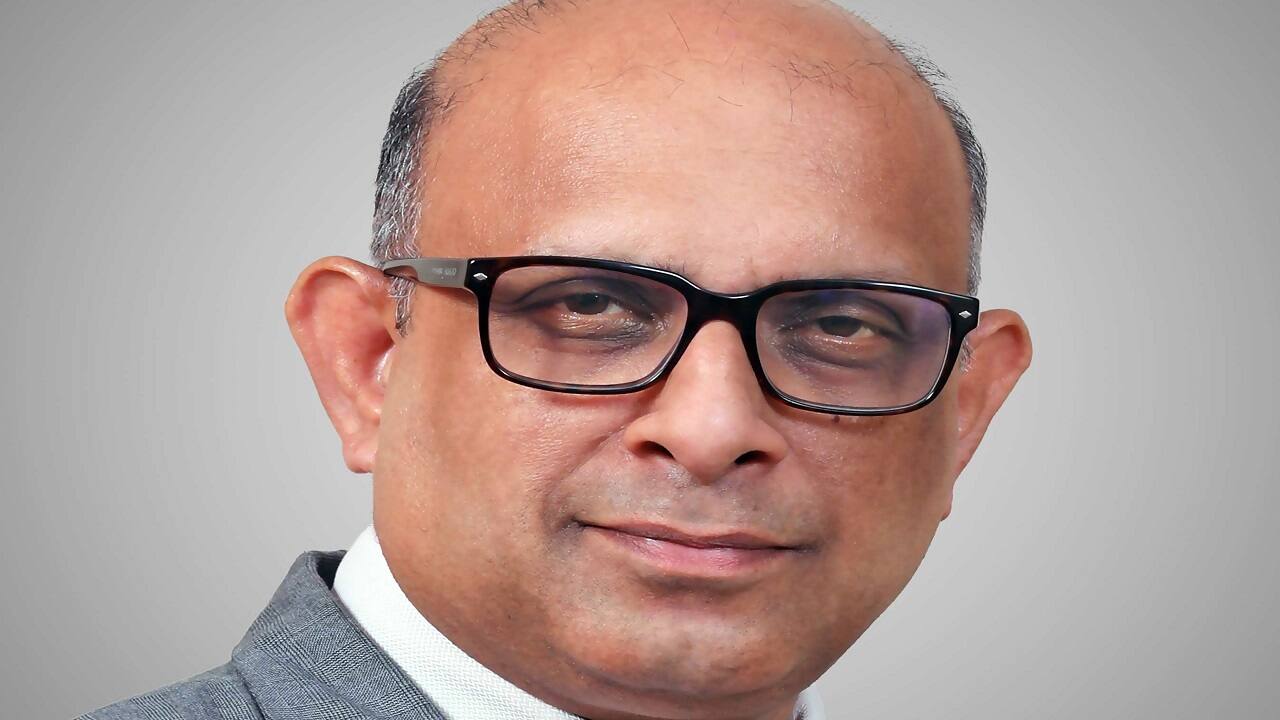 Focus on largecaps in 2019, be selective as market liquidity problem continues: Emkay