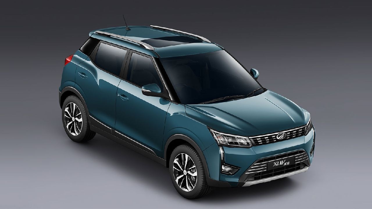 Next-gen Mahindra XUV300 spotted: What has changed?
