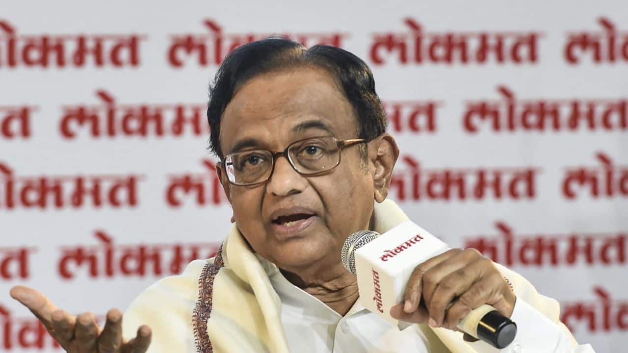 Q4. Lashing out at the Modi government, Chidambaram said, &quot;No penalty clause for undue influence, no clause against agency commission, no clause for access to suppliers' accounts, and Dassault goes laughing all the way to the bank.&quot; Citing the media report, Congress's chief spokesperson Randeep Surjewala said, &quot;Modiji, after waiving off sovereign guarantee in Rafale deal, you also waived off the 'anti-corruption measure' of a 'safeguard Escrow A/c'! What is the corruption you wanted to hide? (sic)&quot; The whole country is abuzz that &quot;chowkidar chor hai&quot;, he said. Does this resonate Quis custodiet ipsos custodes? a Latin phrase found in the work of the Roman poet Juvenal from his Satires. Which not so money making venture of 2010 by Marvel has its origins in this statement? (Albeit originally was conceptually a literary phenomenon)