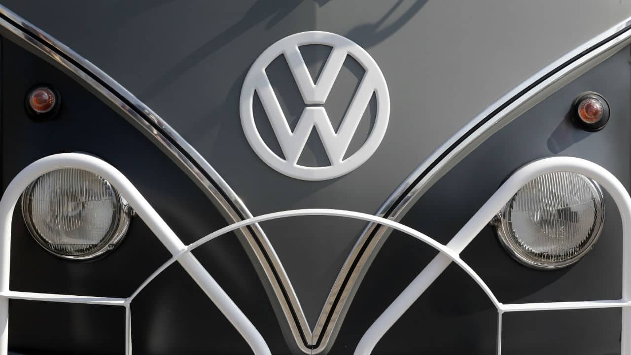 Q6. This company was incorporated on January 3, 1977 with a starting capital of $1,300 raised by the founders, of whom one sold his VW bus and the other sold his HP scientific calculator to raise the money. In January of 1984, this company’s famous &quot;1984&quot; ad introducing its product aired on Super Bowl Sunday. Since the company has sold more than 31 million of this product and is a giant among its kind. Name the company and its founders. (Image: Reuters)