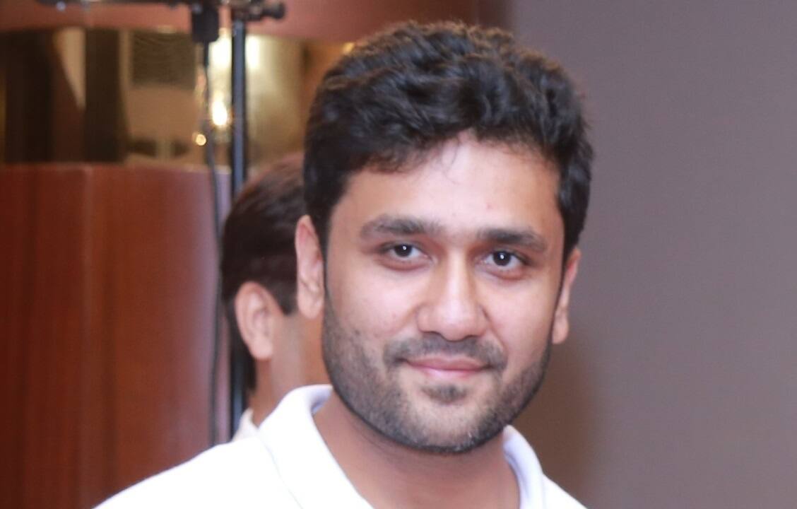 17 traders and 1 goal — profitable trading: This trader's team has success lessons for D-Street watchers