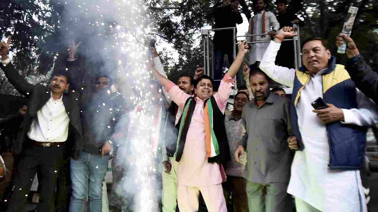 With Congress’ 3-0 win in Hindi heartland, saffron map shrinks