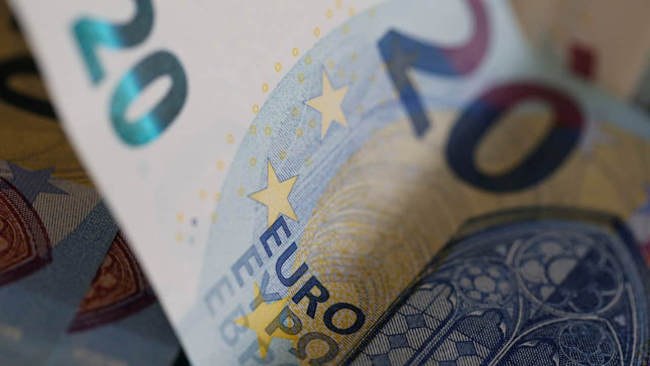 Euro | January 1: Rs 75.56, December 17: Rs 81.27 | Percentage change: 7.03 (Image: Reuters)