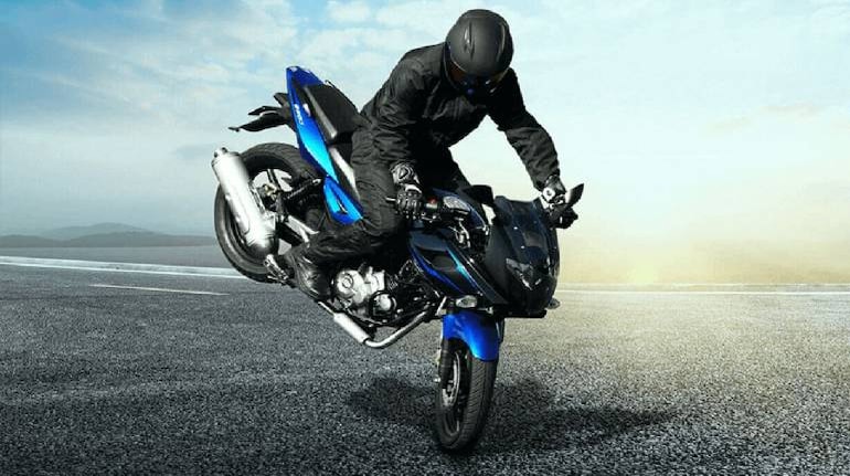 Bajaj Pulsar 220f Bs Vi Set For February End Launch Check Price And Other Details Here Moneycontrol Com