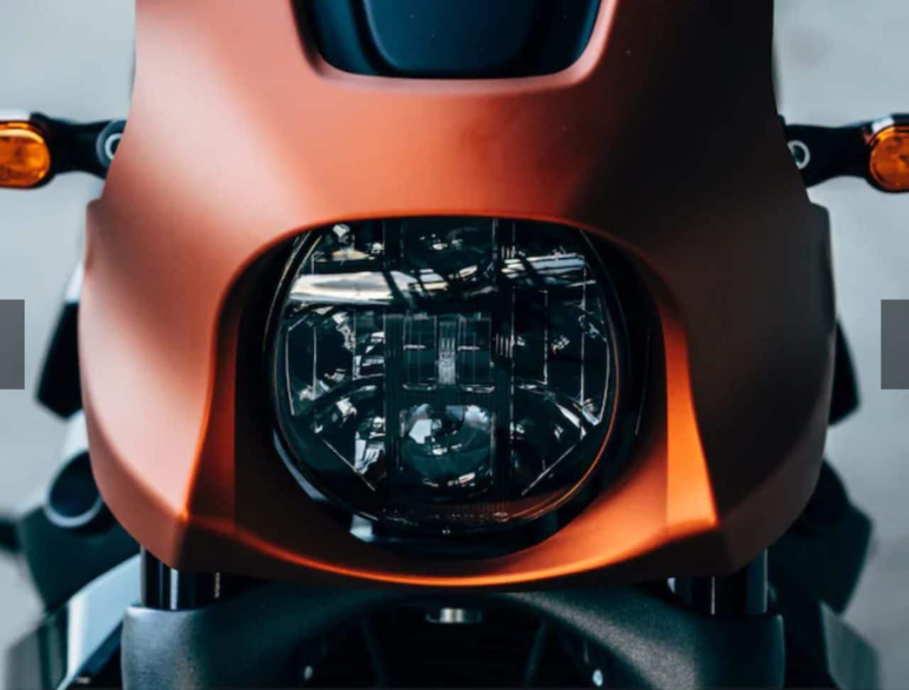 With the tagline, "The loudest sound you hear will be your heart racing", the bike can sprint from 0 to 60 mph in under 3.5 seconds. The electric engine requires no clutch or gearbox to be incorporated and this makes it easier for people just getting into the riding scene. (Image: Harley-Davidson)