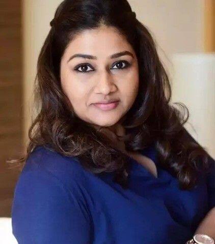 Q12. This is Dolly Jain and her clients include Deepika Padukone, Priyanka Chopra and more. She started her career serendipitously when she caught the eyes of Sandeep Khosla while helping a bride at a wedding with a very heavy dupatta. Sandeep Khosla of the designer duo ‘Abu Jani-Sandeep Khosla’ saw her work. He was so impressed that he started recommending her to celebrities. So what is the exact nature of her job?