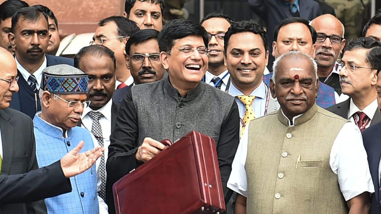Budget 2019: Government reduces subsidy for electric vehicles by 25% to Rs 195 cr