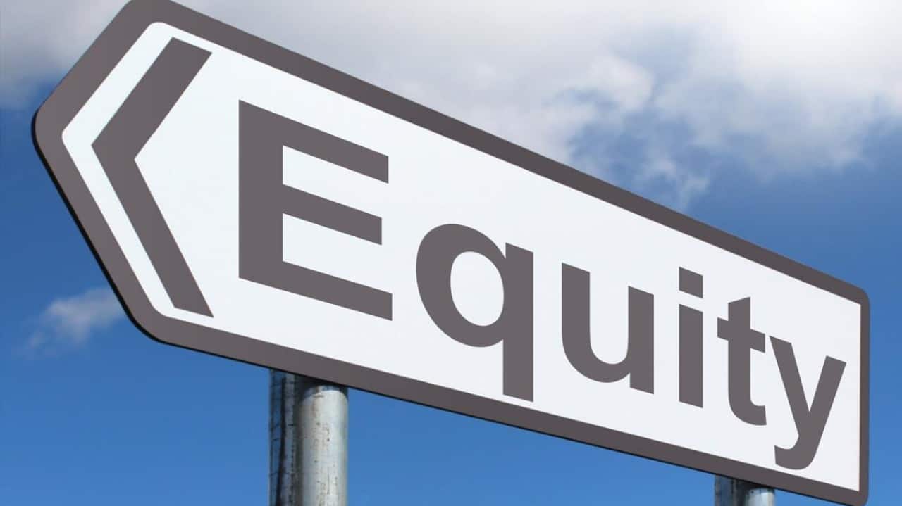 FPIs invest Rs 2,085 crore in Indian equities so far in August FPIs invest Rs 2,085 crore in Indian equities so far in August