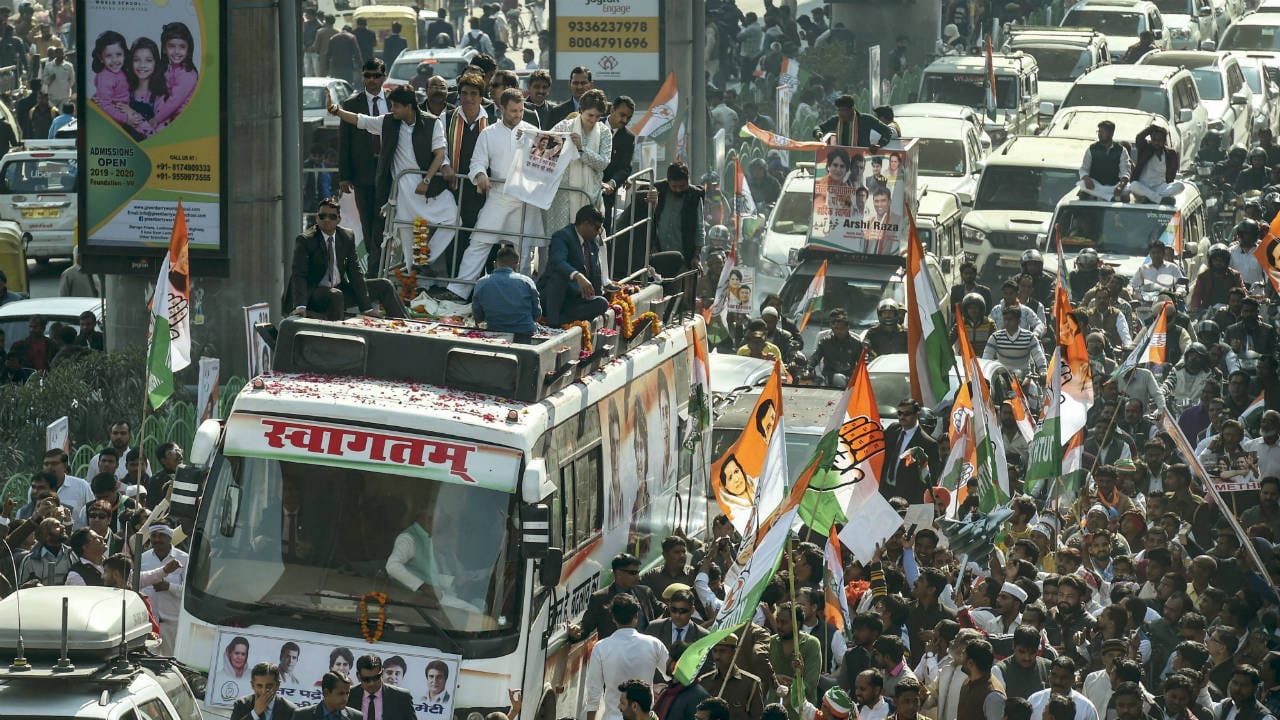 Congress spokesperson trolled for uploading old photos to show Priyanka Gandhi's rally turnout Congress spokesperson trolled for uploading old photos to show Priyanka Gandhi's rally turnout