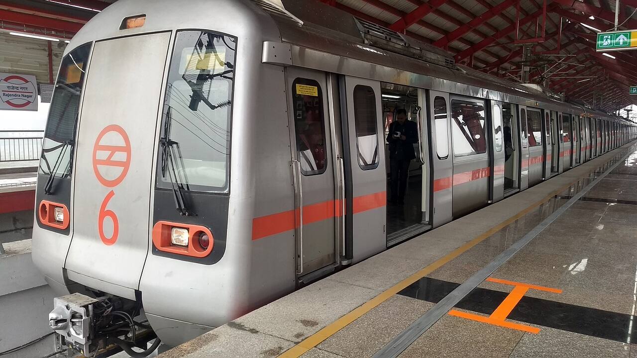 red line 4