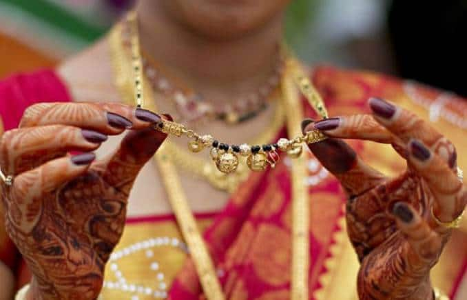 Tying mangalsutra clearance