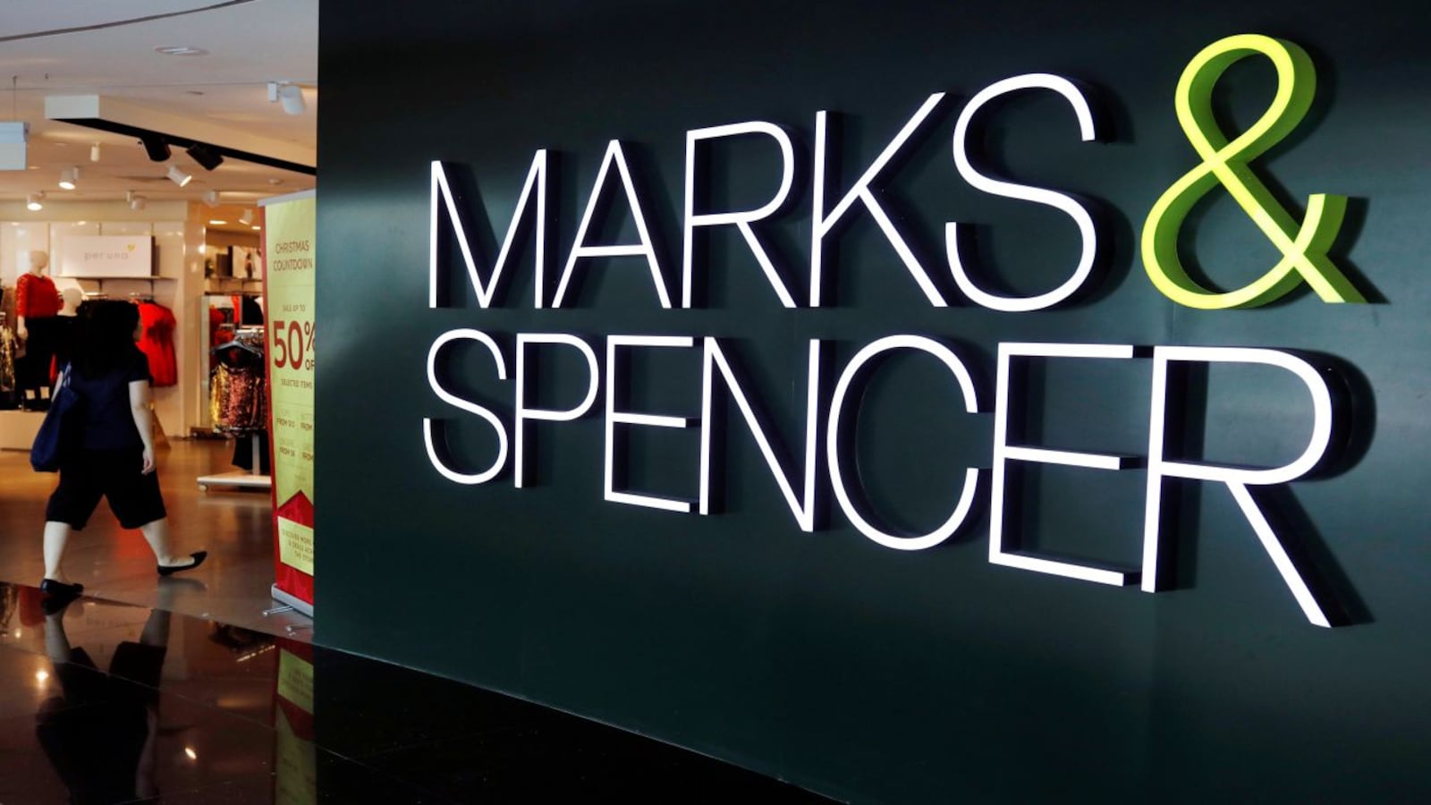 Marks & Spencer: M&S claims Christmas trading crown as food and clothing  beat forecasts - Times of India