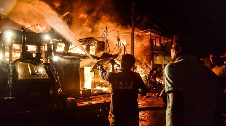 Massive Fire Breaks Out At Kolkata's Bagbazar Area, No Casualty Yet