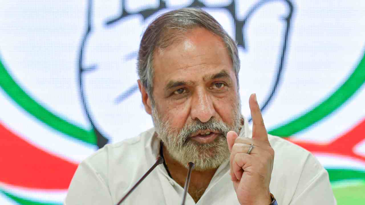 'Disrespecting Indira, Rajiv Gandhi's legacy': Congress' Anand Sharma opposes caste census call