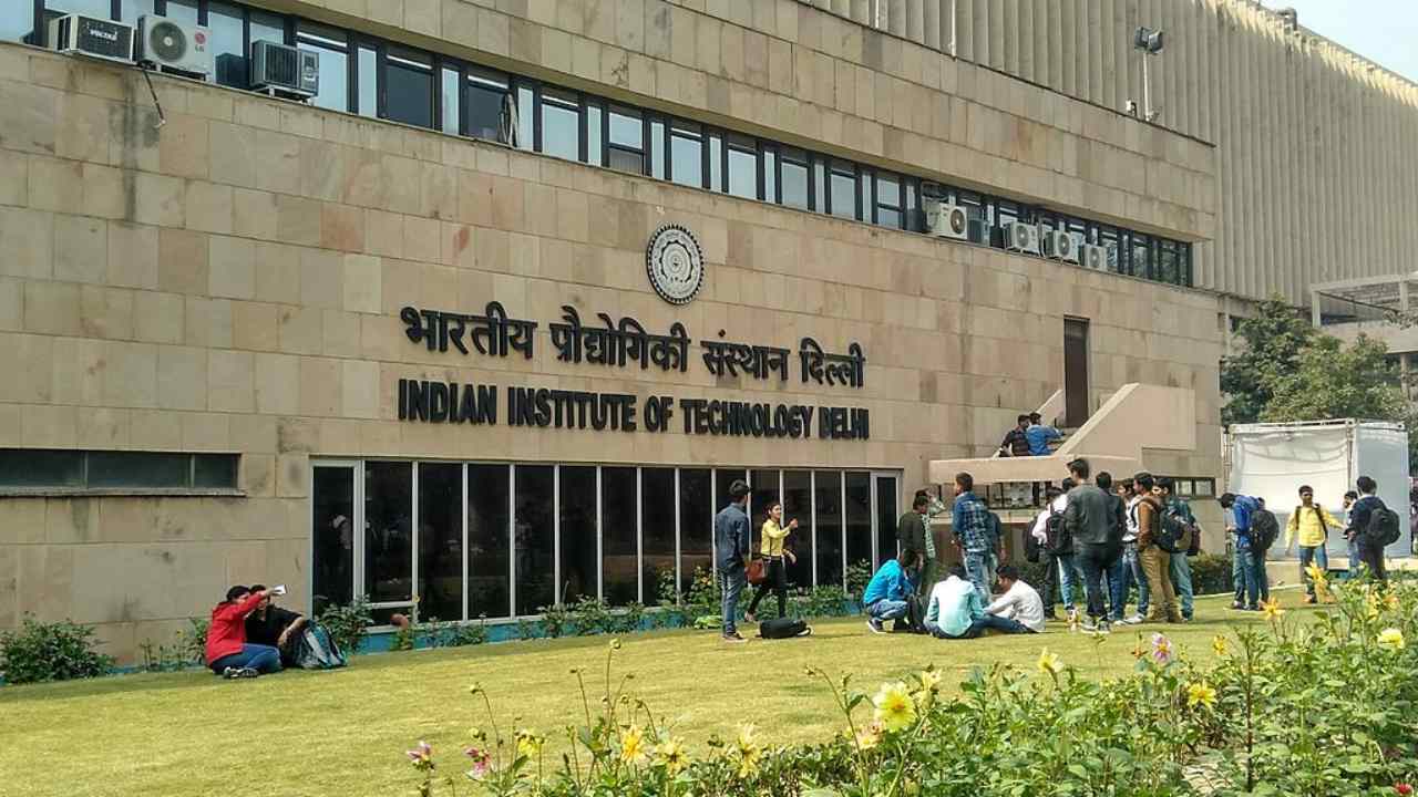 Central Library, Indian Institute of Technology Delhi