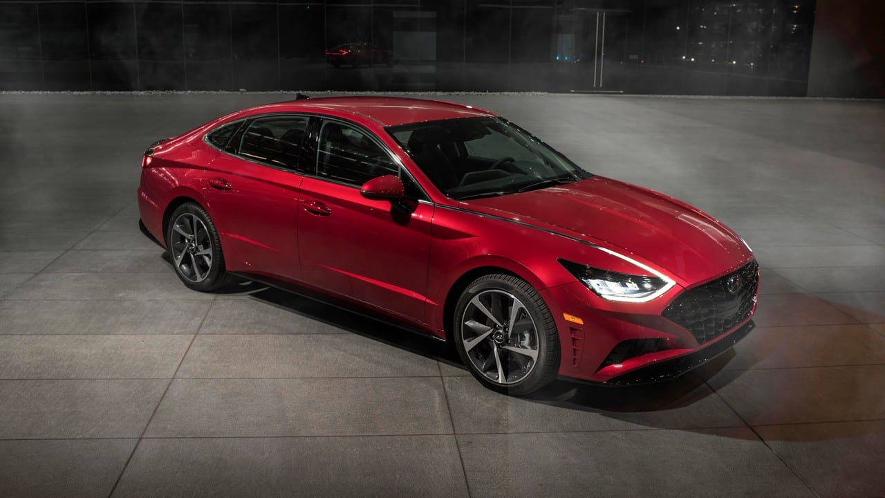 Hyundai unveils 2020 Sonata at New York International Auto Show Hyundai unveils 2020 Sonata at New York International Auto Show