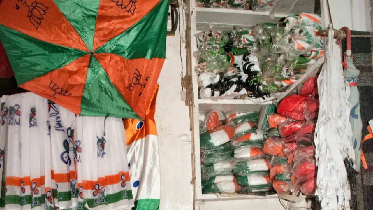 Moneycontrol on the Road | Banner-making stores of Ahmedabad are no less than a secret society Moneycontrol on the Road | Banner-making stores of Ahmedabad are no less than a secret society