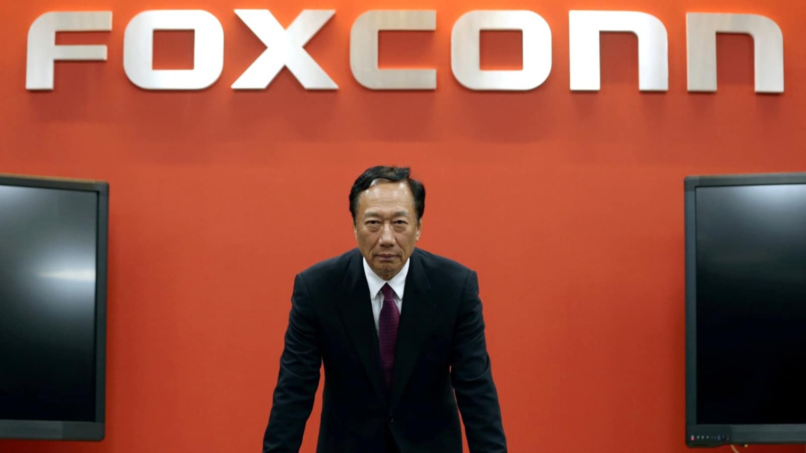 Foxconn, Terry Gou, China, Taiwan
