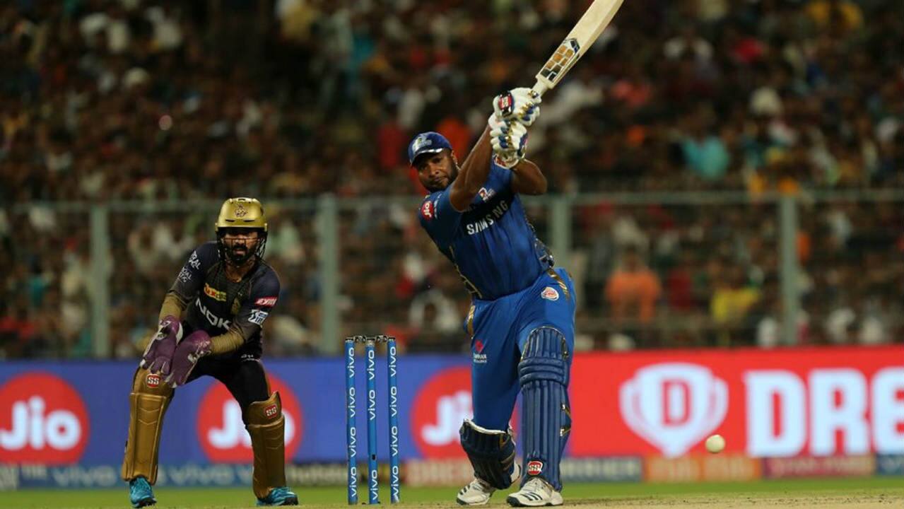 Kieron Pollard and Hardik Pandya then stitched together a 63-run partnership off just 30 balls to drag MI back into the game. Pollard though didn’t really get going and became Narine’s second victim when he was caught out in the 14th over. (Image: BCCI, iplt20.com)