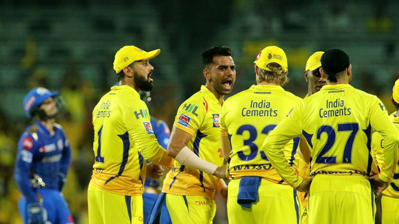 CSK started the second innings in style as Deepak Chahar dismissed Rohit Sharma in just the 1st over of MI chase. 