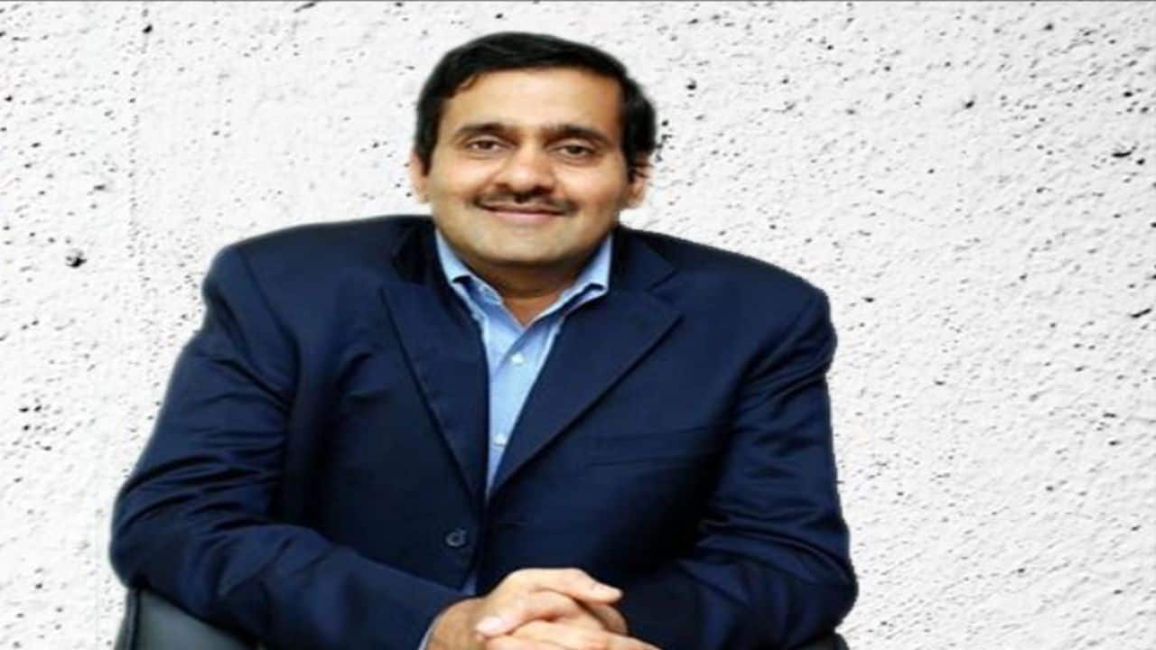 Billionaire Nirmal Jain bets on India’s wealth boom to hire, woo assets