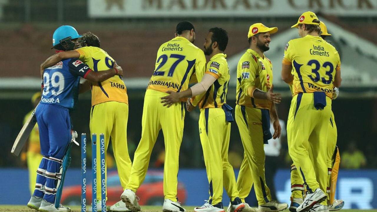 In the end DC were all-out on mere 99 in 16. 2 overs as the men in Yellow recorded a thumping win of 40 runs to go at the top of the table. 