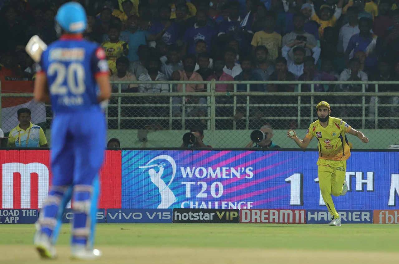 Delhi lost two quick wickets as Shreyas Iyer went for a slog sweep against Imran Tahir but ended up getting a top-edge towards point. Iyer returned with just 13 from 18 balls. Bravo then dismissed Axar Patel in the next over ad Delhi were down to 80/5. (Image: BCCI, iplt20.com)