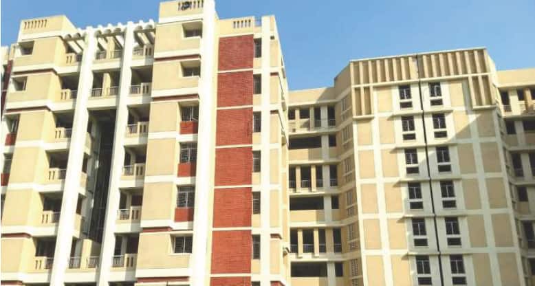 DDA to put up 15,000 flats returned in past schemes for sale