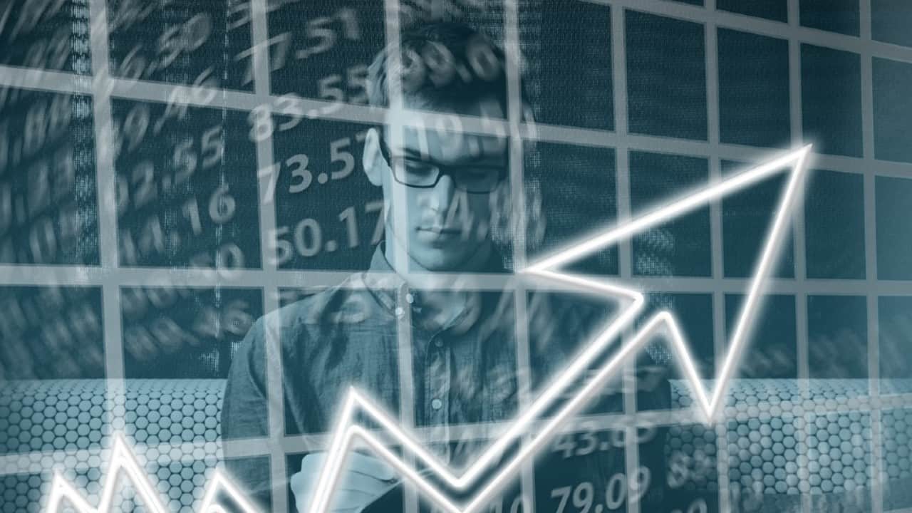 India’s GDP will inch up to around 7% in FY21: Bibek Debroy