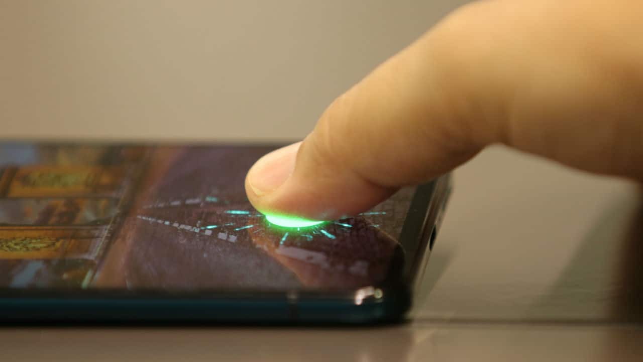 Reno in-display fingerprint