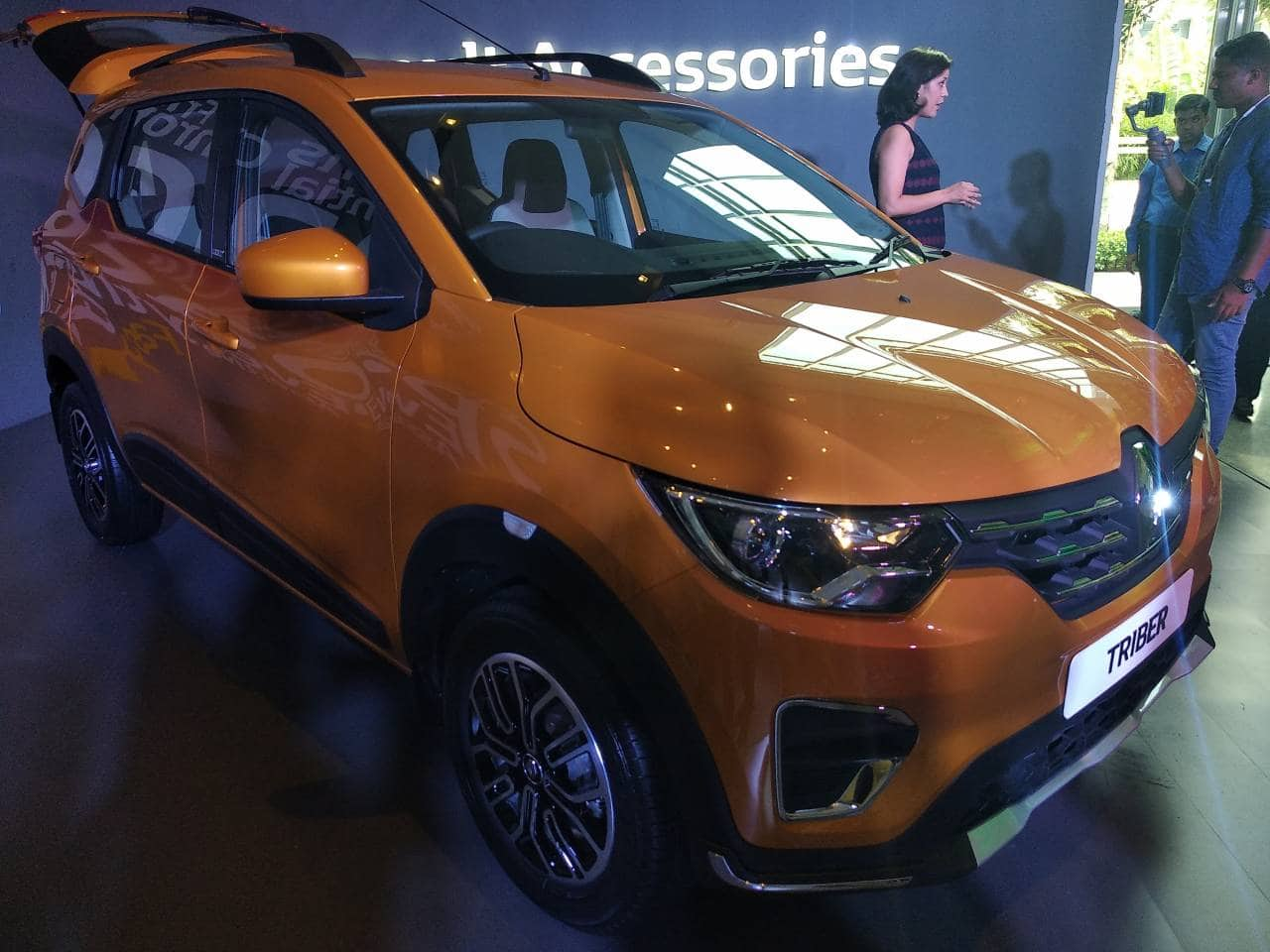 Renault Unveils Triber In India: Find Out Specs And Other Details Here