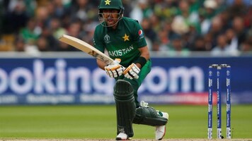 Favourites Pakistan face resurgent Australia in T20 WC semis