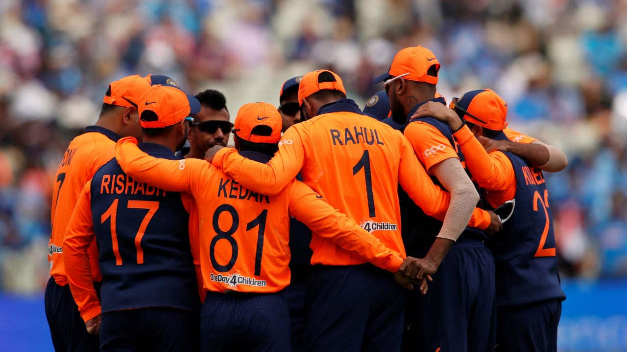 England’s captain Morgan won the Toss and opted to bat first on a good Edgbaston pitch. England made two changes with Jason Roy and Liam Plunkett replacing James Vince and Moeen Ali. India made one change with the hard-hitting Rishabh Pant replacing Vijay Shankar. (Image: Reuters) England’s captain Morgan won the Toss and opted to bat first on a good Edgbaston pitch. England made two changes with Jason Roy and Liam Plunkett replacing James Vince and Moeen Ali. India made one change with the hard-hitting Rishabh Pant replacing Vijay Shankar. (Image: Reuters)