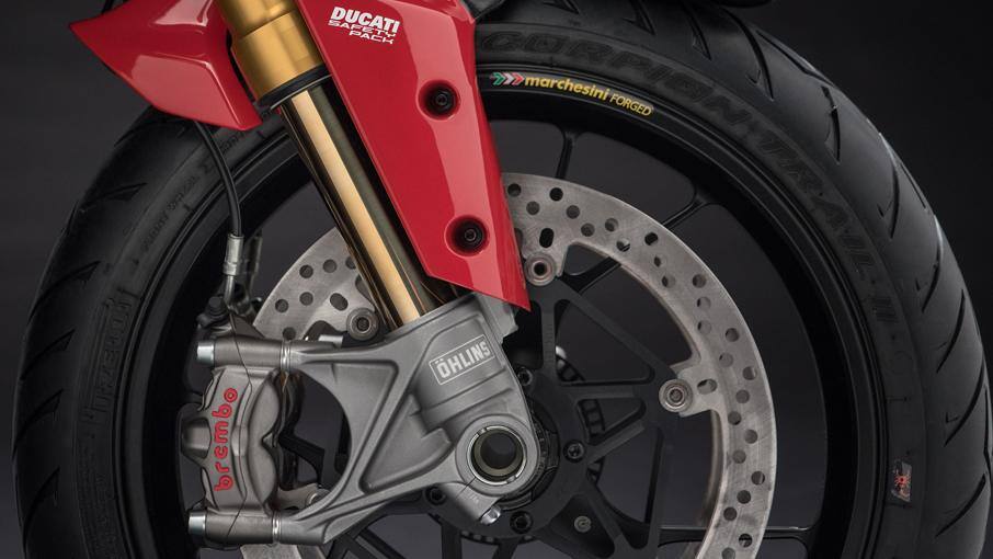 The motorcycle is priced at Rs. 19.99 lakhs (Ex-showroom) and will be available across all Ducati showrooms in India. It will be pitted against Triumph Tiger 1200 and BMW R 1250 GS Adventure in India. (Image source: Ducati.com)